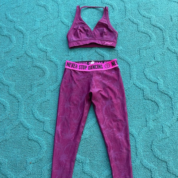 Plum Zumba Outfit - Picture 1 of 3
